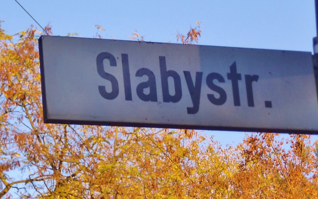 Straßenschild der Slabystraße (Foto: U.Sommer)