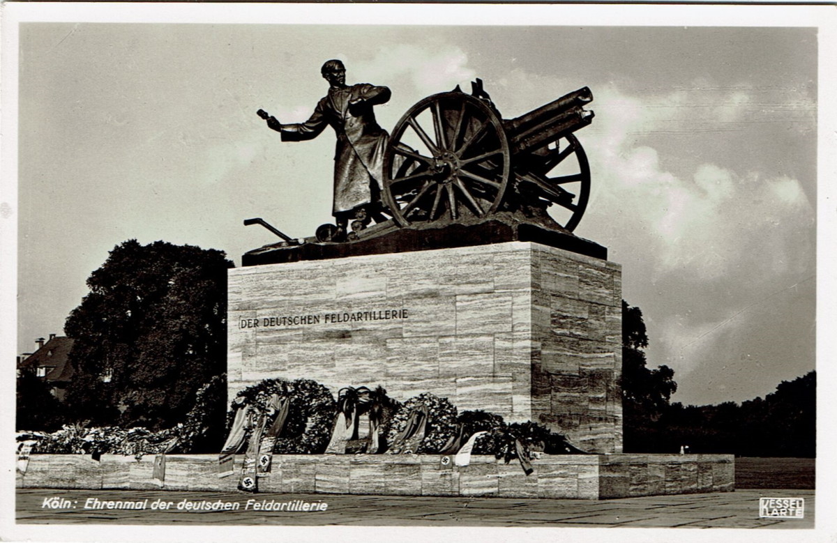 Das Artillerie-Denkmal am Niederländer Ufer
